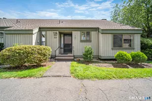 28 Heritage Circle, Southbury, CT 06488 - Photo 2
