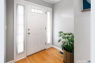 180 Turn Of River Road #11A, Stamford, CT 06905 - Photo 2