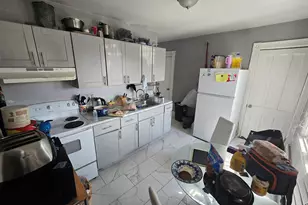 18-20 Clinton Ave, Bridgeport, CT 06605 - Photo 4