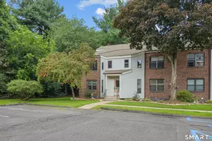 36 Wellington Dr, Farmington, CT 06032 - Photo 2