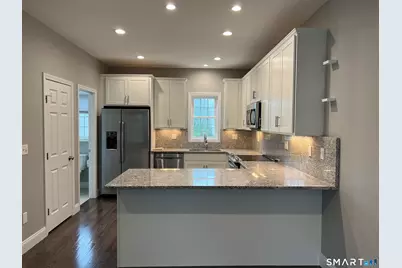 35 Ringgold Street #207, West Hartford, CT 06107 - Photo 2