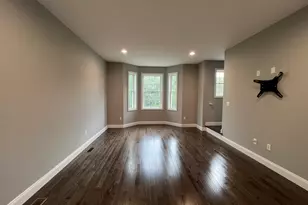 35 Ringgold St, West Hartford, CT 06107 - Photo 8
