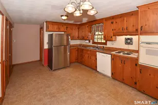 16 Grandview Terrace, Vernon, CT 06066 - Photo 10