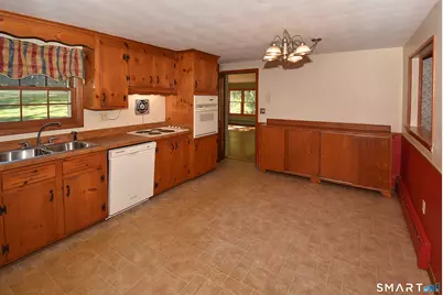 16 Grandview Terrace, Vernon, CT 06066 - Photo 10