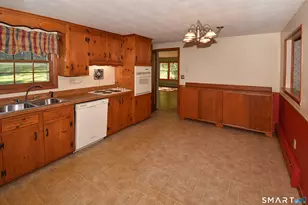 16 Grandview Terrace, Vernon, CT 06066 - Photo 10