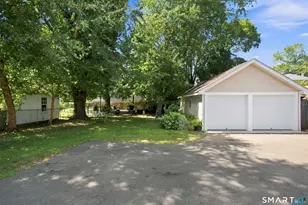 44 Elm Tree Pl, Stamford, CT 06906 - Photo 24