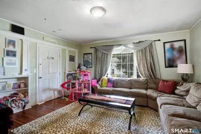 44 Elm Tree Place, Stamford, CT 06906 - Photo 4