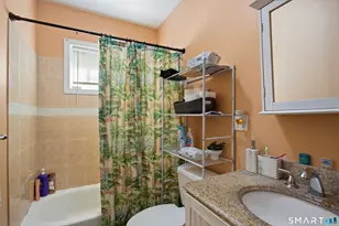 44 Elm Tree Pl, Stamford, CT 06906 - Photo 10