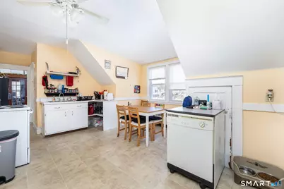 28-30 Nesbit Avenue, West Hartford, CT 06119 - Photo 12