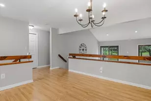 98 Metacomet Dr, Meriden, CT 06450 - Photo 10