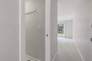 98 Metacomet Dr, Meriden, CT 06450 - Photo 18
