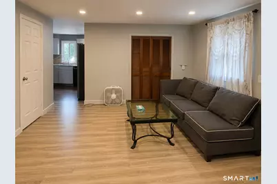 30 Chamberlain Place, New Haven, CT 06512 - Photo 4