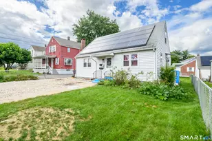 426 Ellis St, New Britain, CT 06051 - Photo 2