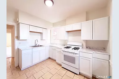 347 Dover Street, Bridgeport, CT 06610 - Photo 24
