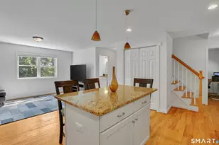 25 Gale Rd, Bloomfield, CT 06002 - Photo 14