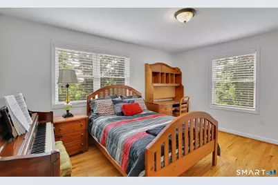 25 Gale Road, Bloomfield, CT 06002 - Photo 16