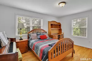 25 Gale Rd, Bloomfield, CT 06002 - Photo 16