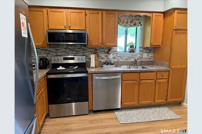 35 Nutmeg Road #B2, Middlebury, CT 06762 - Photo 4