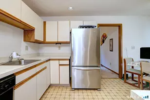690 Forest Rd, West Haven, CT 06516 - Photo 22