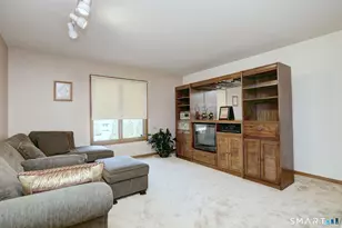 690 Forest Rd, West Haven, CT 06516 - Photo 18