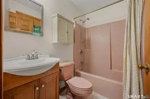 241 Upper Pattagansett Rd, East Lyme, CT 06333 - Photo 26
