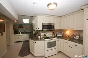 23 Saunders Dr, East Lyme, CT 06357 - Photo 4