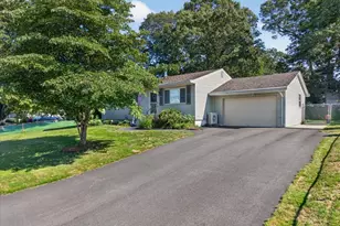 12 Bern Ct, Groton, CT 06355 - Photo 6