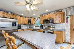 41 Rainbow Ct, Hamden, CT 06514 - Photo 12