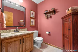 7 Shadowwood Cir, Monroe, CT 06468 - Photo 12