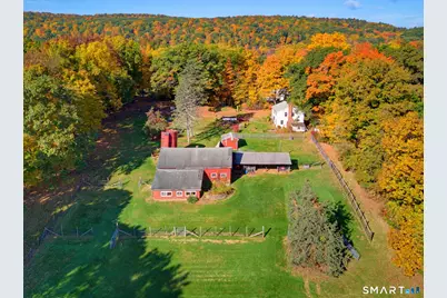 166 Duncaster Road, Bloomfield, CT 06002 - Photo 2