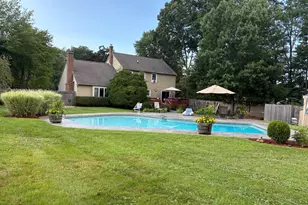 11 Weatherside Dr, Wallingford, CT 06492 - Photo 24