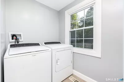 26 Kilmartin Avenue, Bristol, CT 06010 - Photo 30