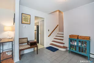 104 Hilldale Rd, West Hartford, CT 06117 - Photo 4
