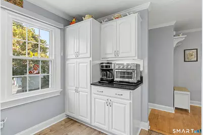 55 Mill Plain Road #12-2, Danbury, CT 06811 - Photo 4