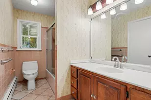 70 Arrow Head Dr, Stamford, CT 06903 - Photo 18