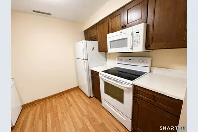 27 Harrison Street #11, Meriden, CT 06450 - Photo 8