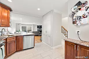 455 Hope St, Stamford, CT 06906 - Photo 6