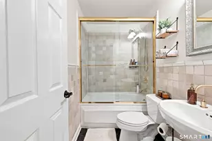 455 Hope St, Stamford, CT 06906 - Photo 14
