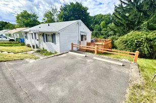 39 Brookview Ave, Waterbury, CT 06706 - Photo 18
