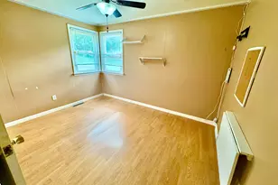 39 Brookview Ave, Waterbury, CT 06706 - Photo 8