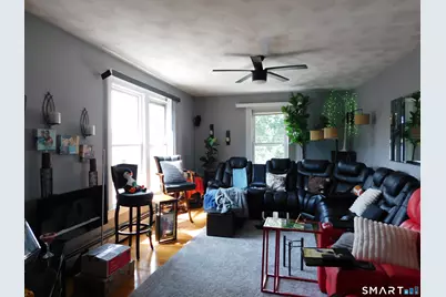 451 Circular Avenue #2, Hamden, CT 06514 - Photo 2