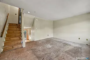 12 Camelot Dr, Norwalk, CT 06850 - Photo 4