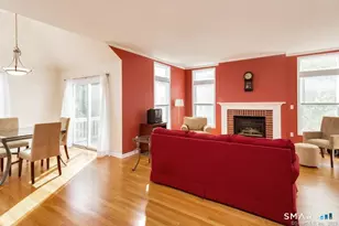27 Copper Creek Cir, Newtown, CT 06470 - Photo 4