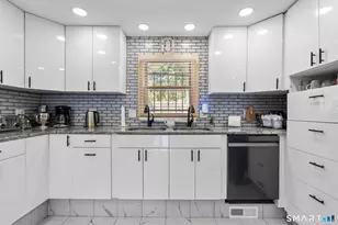 476 Norton Pkwy, New Haven, CT 06511 - Photo 6