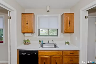 70 Landing Circle #70, Suffield, CT 06078 - Photo 6