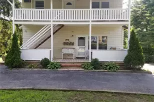 124 Lawn Ave, Stamford, CT 06902 - Photo 6