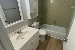 239 Old Farms Rd, Avon, CT 06001 - Photo 18
