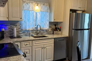 17 Woodhill Ln, West Haven, CT 06516 - Photo 6