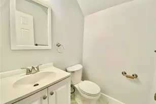 1 Valley Rd, Stamford, CT 06902 - Photo 12
