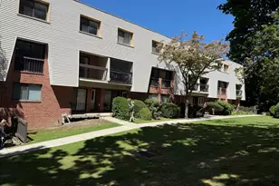 1 Valley Rd, Stamford, CT 06902 - Photo 34